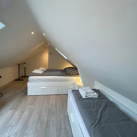 Cozy Tiny House Egmond Aan Zee- 500m From Beach-north Sea בית נופש