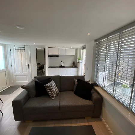 Semesterbostad Cozy Tiny House Egmond Aan Zee- 500m From Beach-north Sea Egmond aan Zee